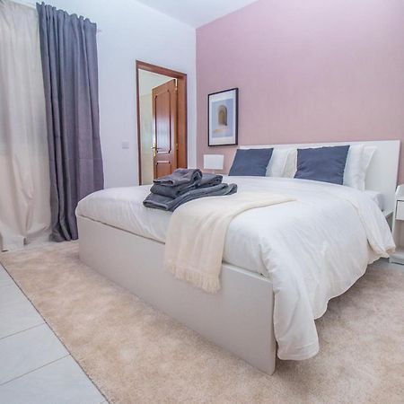 Apartment Close To Golf, Beaches, Quinta Lago, Vale Lobo, Quarteira And Vilamoura Quinta do Lago Exteriör bild